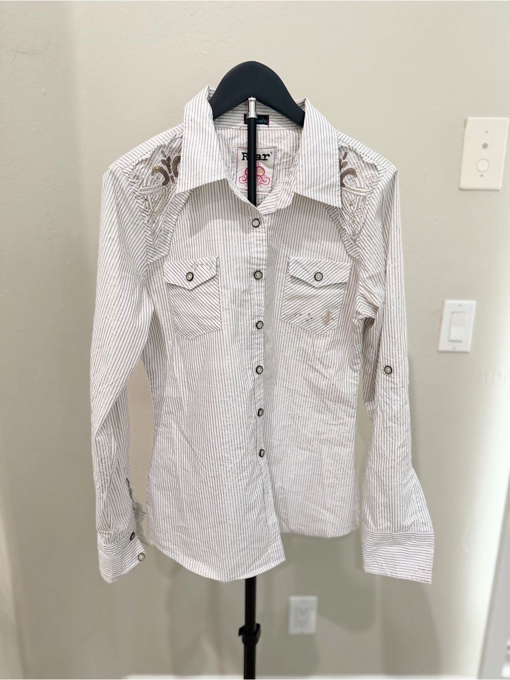 Roar Destined Metallic Pinstripe Embellished Western Shirt Rodeo Cowgirl Western